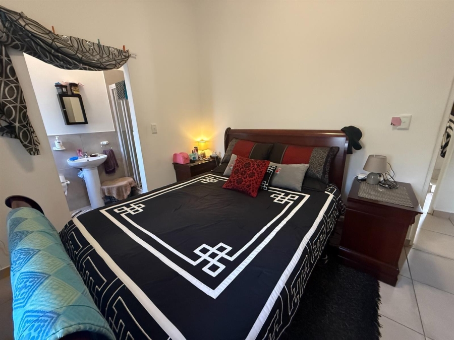 3 Bedroom Property for Sale in Zonnendal Western Cape